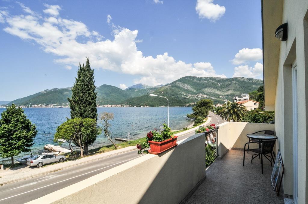 Apartmani P&M Tivat Buitenkant foto